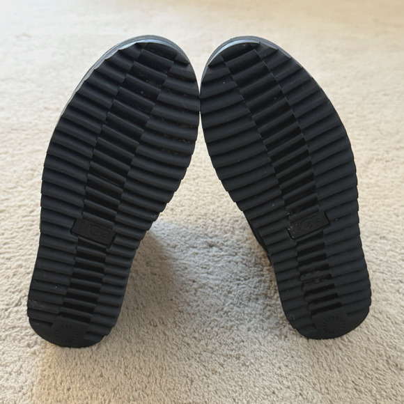 UGG Ridge Graffiti Pop Multi Waterproof Puffer Short Snow Boots Size 6 Women - Picture 3 of 8